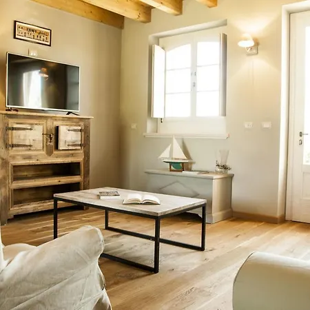 Corte San Giacomo Guest house *